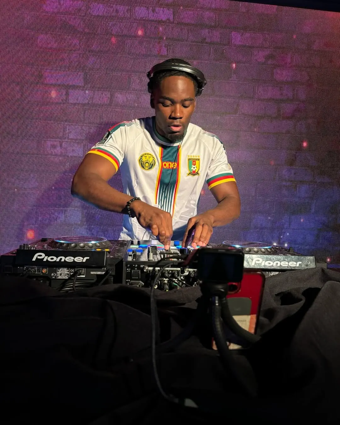 Dj FIZZY